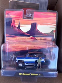 M2 machines blazer diorama set