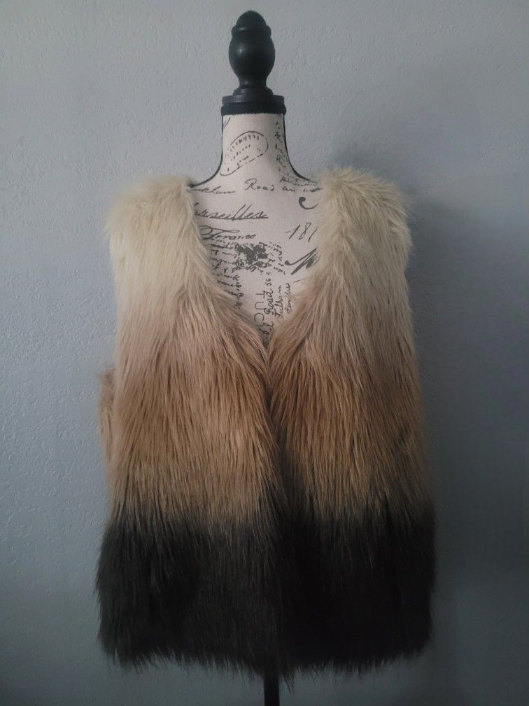 COTTON ON Faux Fur Women's Large