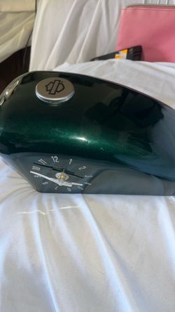 Harley Davidson Green Gas Tank Desk Clock $40