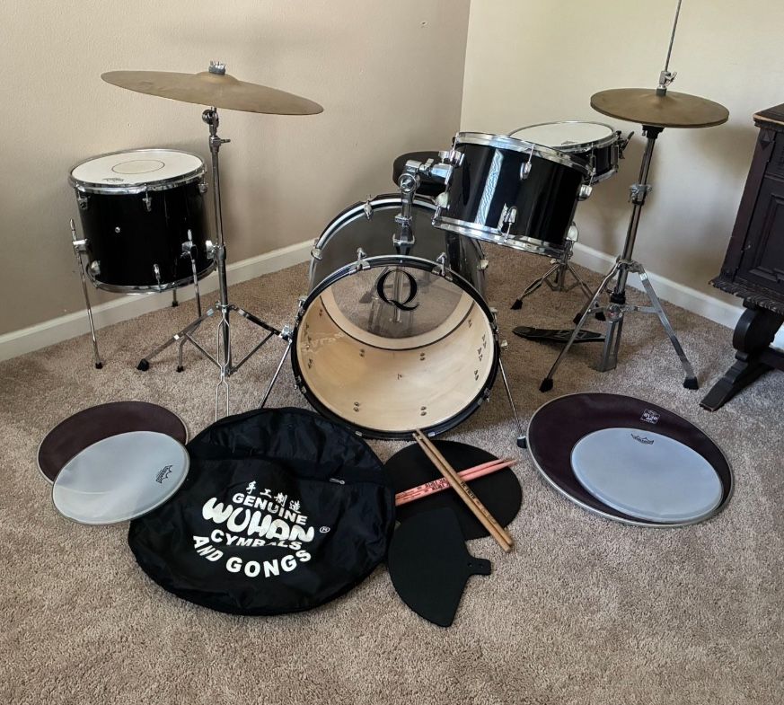 Drum Set And Accessories