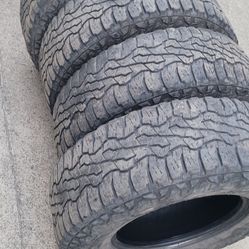 Tires 275/70/16  Good&Year 