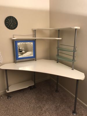 New And Used Desk For Sale In Marysville Wa Offerup
