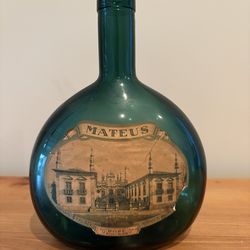 Vintage green Matheus rose Portugal, sogrape empty wine bottle, 1 pint 9 fluid ounces