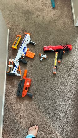 Nerf guns set