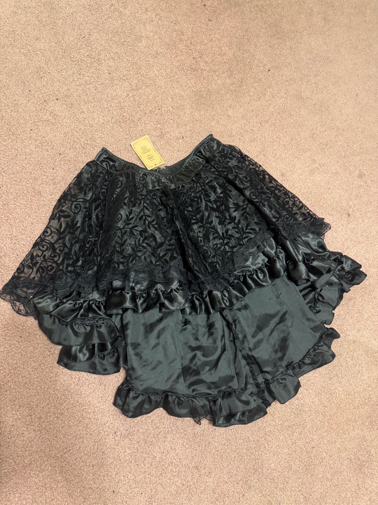 New Medium black ruffle skirt goth gothic costume Victorian Piriate dress skirt