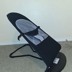 Portable Rocking Chair Bed 