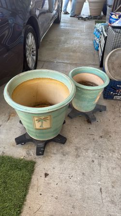 1 Big 1 Small Glazed Ceramic Pots