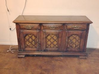 Dresser