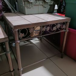 Coffee And End Tables 