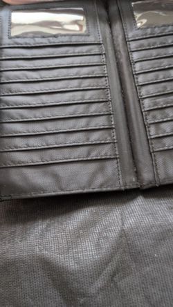 Ladies wallet in good condition