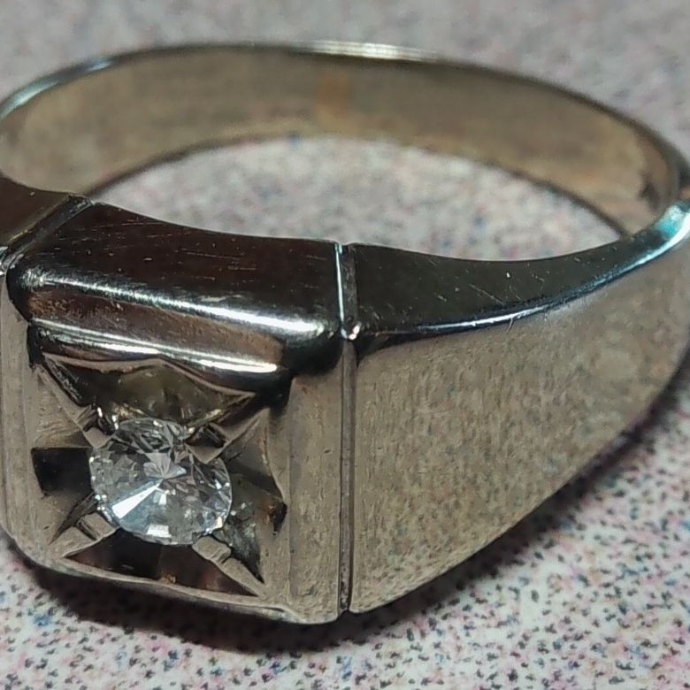 14k White Gold .3/4 CT Diamond Men's Ring