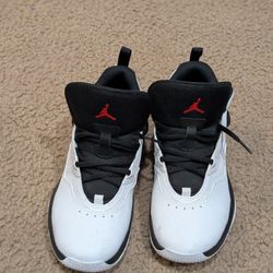 Jordan Stay Loyal #3 Big Kids Shows (Boys)