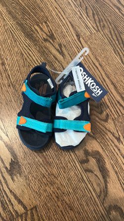 Little kid boys sandals size 10