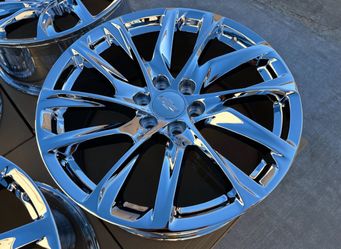 Chrome Chevy wheels