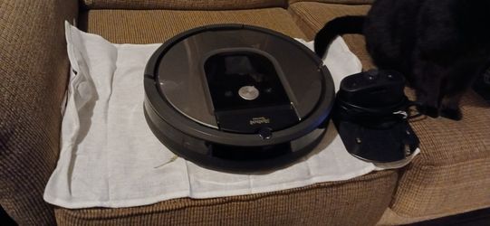 I Robot Roomba 960 Robot Vacuum
