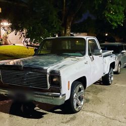 1979 Gmc C10 Stepside Pickup (short bed )