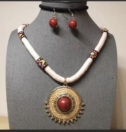 Ethnic red yellow pendant necklace set