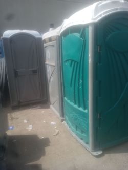 Portable restroom