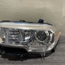 2016-2023 TOYOTA TACOMA HEADLIGHT LH