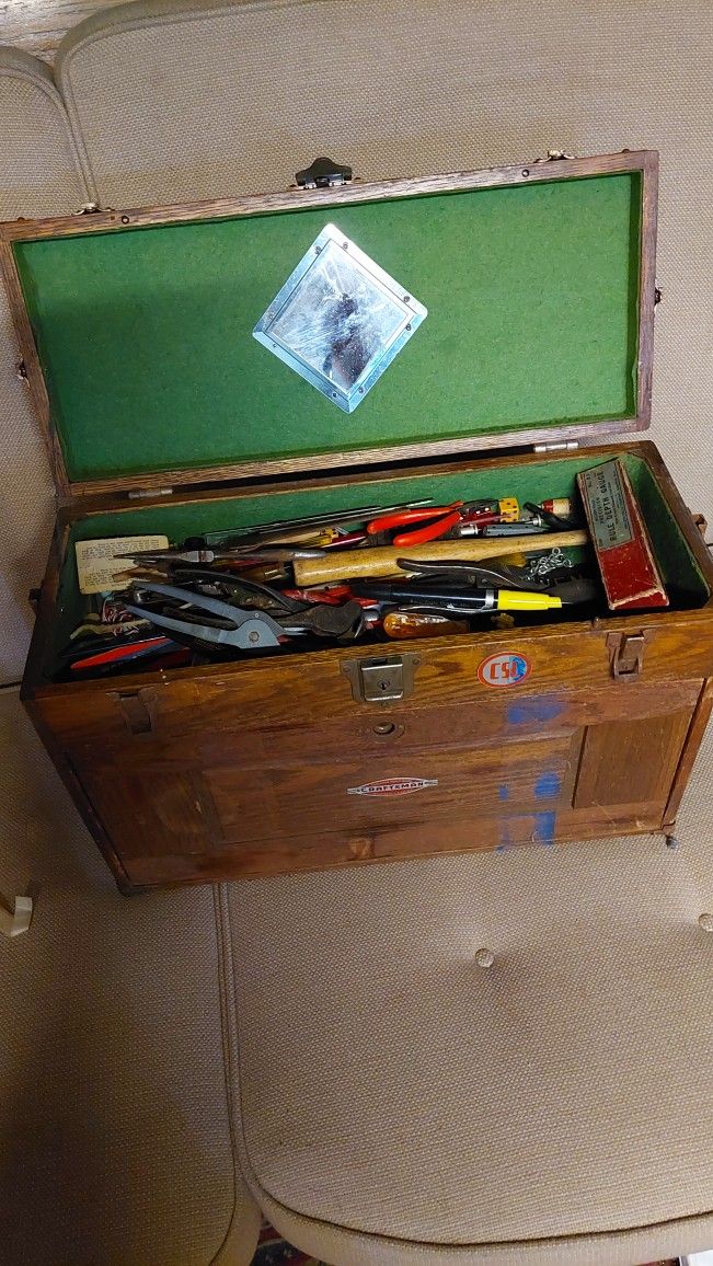 ANTIQUE WOODEN MACHINIST CRAFTSMAN 7 DRAWER TOOLBOX FULL