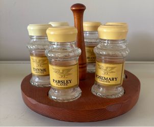 Walnut Wood Carousel Style Spice Rack Set w/ 6 Glass Jars & Lids MCM