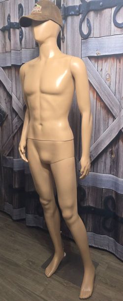 Male Retail Display Mannequin – Full Body – Excellent Condition
