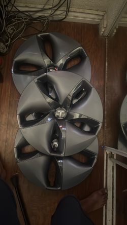 Tesla hub caps