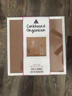 CORKBOARD ORGANIZER