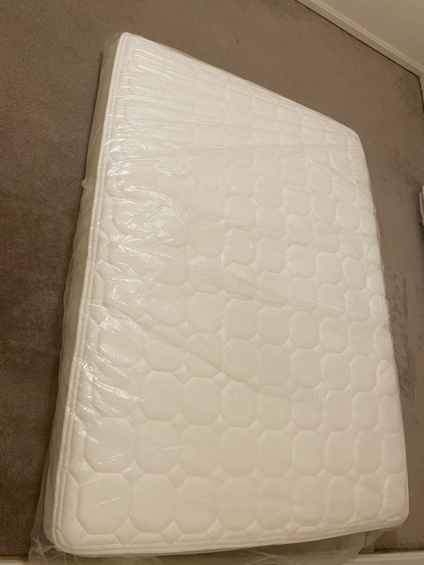 Slumber 1 by Zinus 8" Quilted Pocket Spring Mattress, Full size