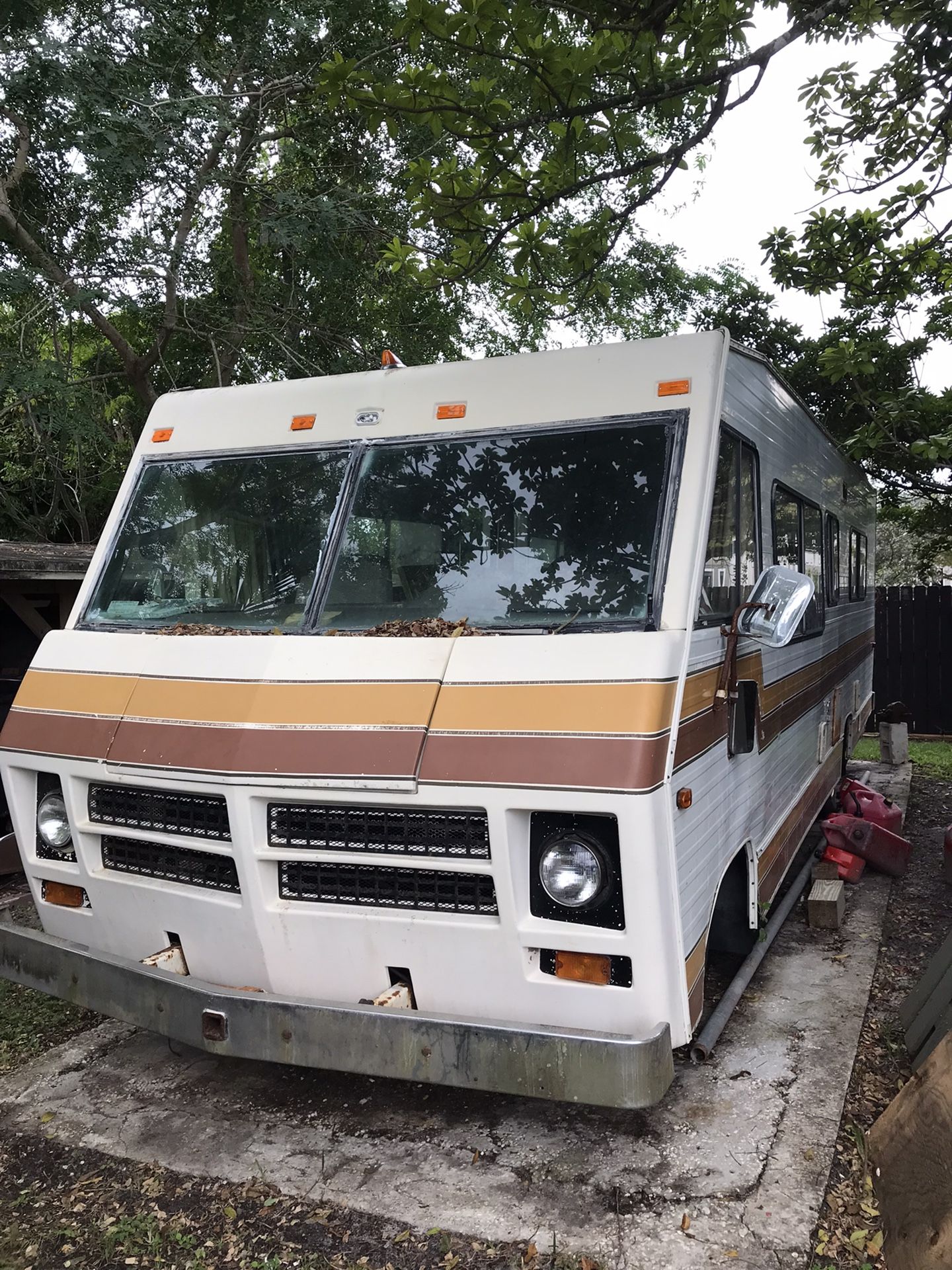 Motor Home For Sale Good Engine And Its Trans Low Miles