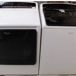 Washer And Gas Dryer Good Conditions