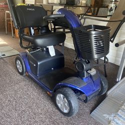 Pride - Midsize Electric Scooter