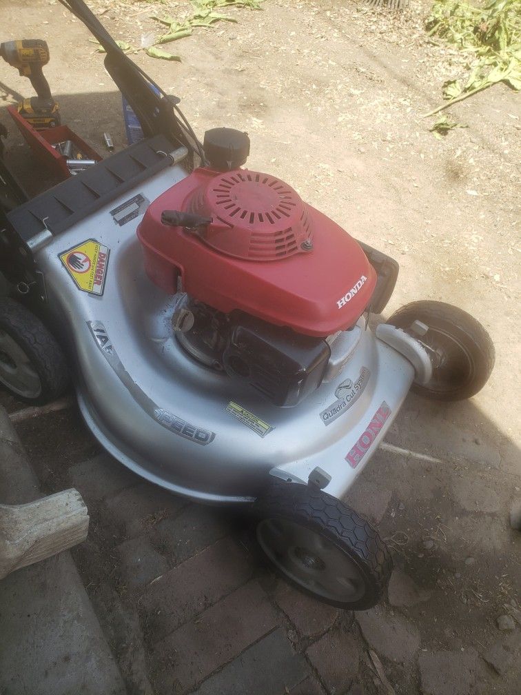 Honda Double Blade Mower