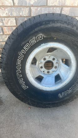 Tire 32x11 ,5 R15