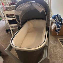 UPPAbaby Basinet With Stand