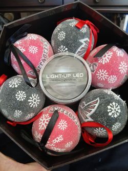 Light-Up LED Ball Ornaments Setm