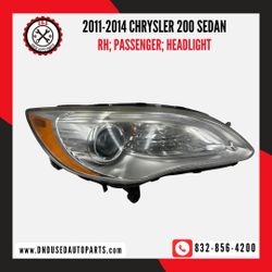 11-14 CHRYSLER 200 SEDAN: RH HEADLIGHT PART