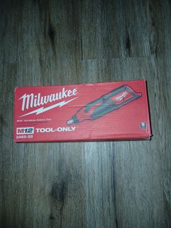 Milwaukee
M12 12V Lithium-Ion Cordless Rotary Tool (Tool-Only)