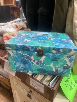 Vintage Floral Flower Sewing Box 