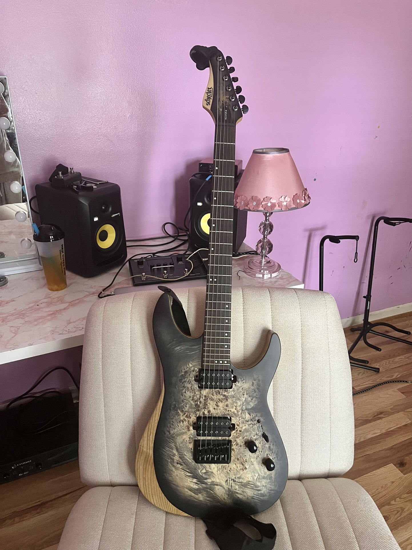 Schecter Reaper 6