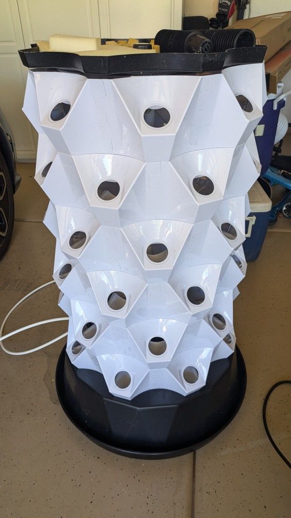 Nutraponics Aeroponics Garden Tower System 48 Pot