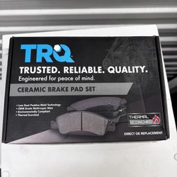 TRQ Ceramic Brake pad Kit
