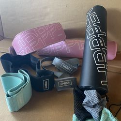 Weightlifting accessories