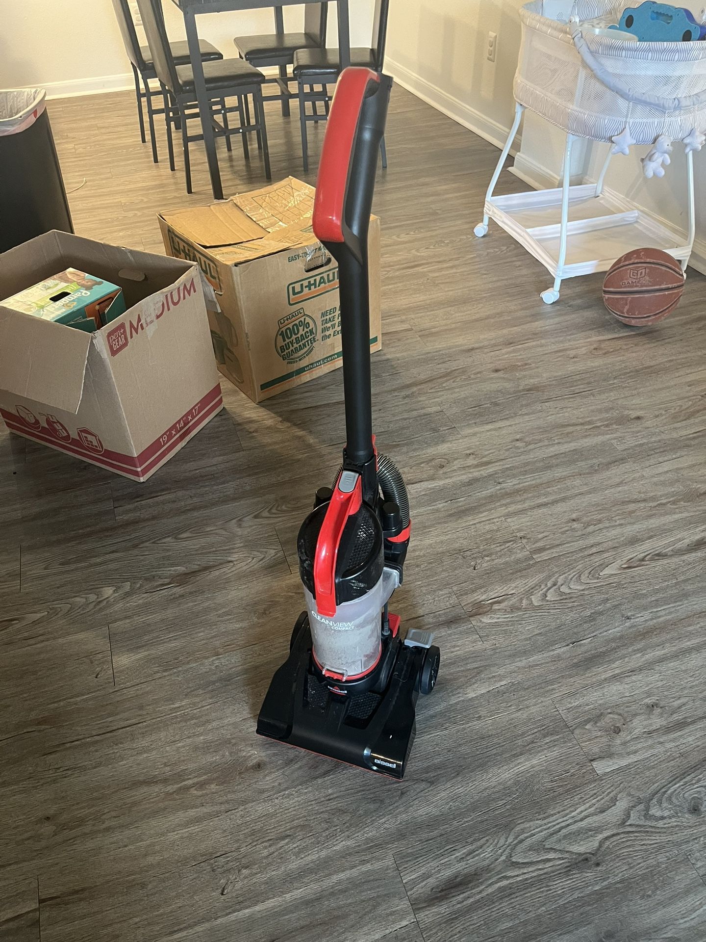 Bissell Vacuum. 