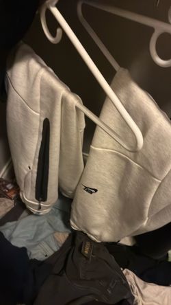 All small in men’s