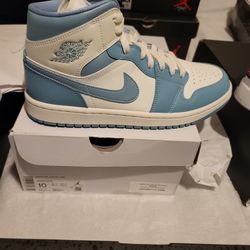 Jordan 1 Unc Sz 10w/ 8.5 Men