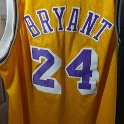 Coby Bryant Jersey XL