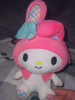Hello Kitty Plushie