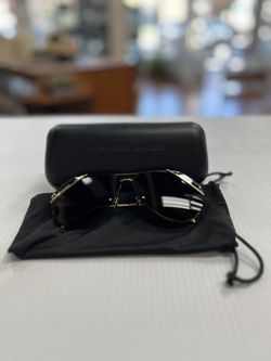 ALEXANDER MCQUEEN AM0092S SUNGLASSES, GOOD CONDITION, W CASE AND CLOTH