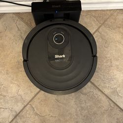 Robot vacuum